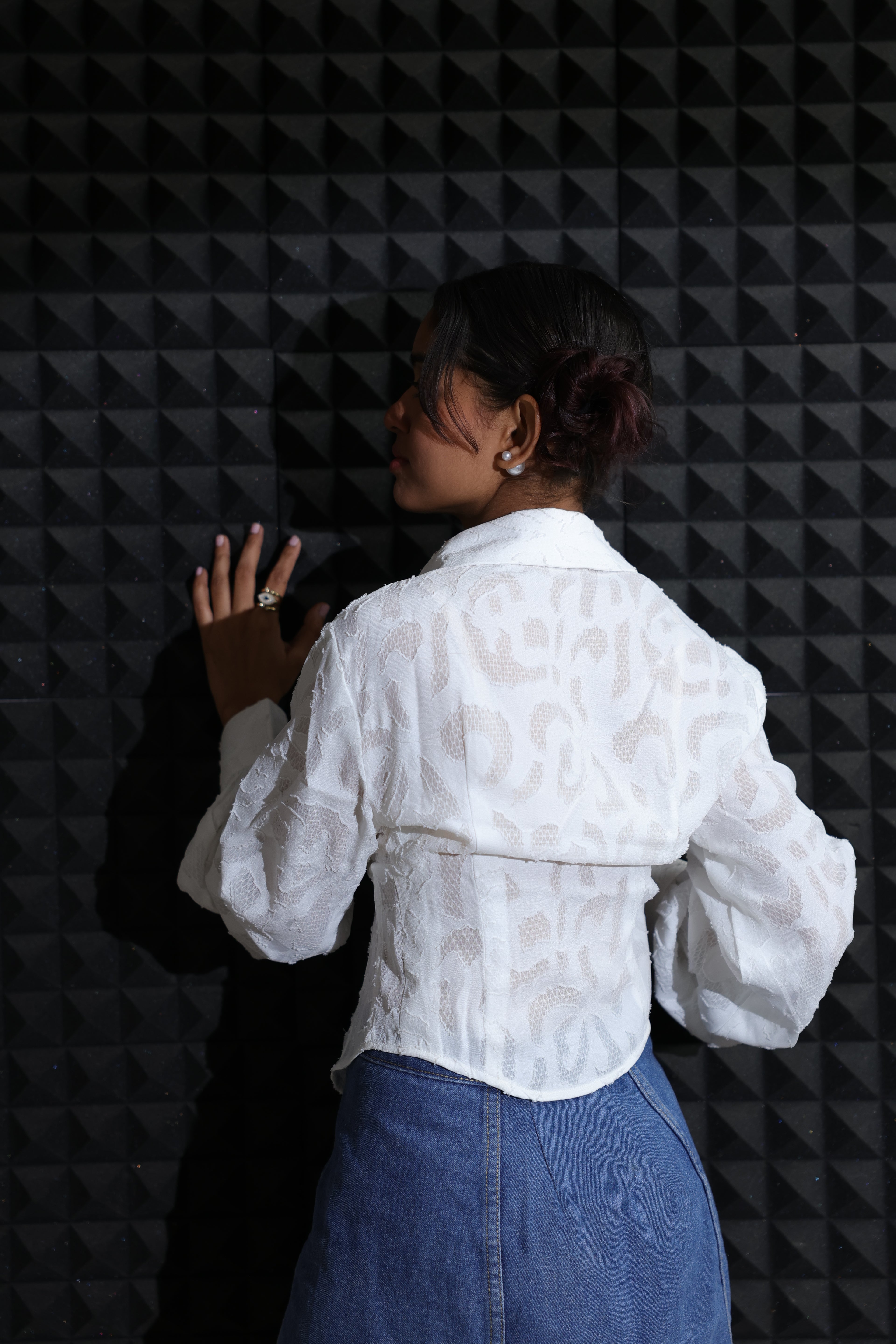 Full sleeves with cuff detail